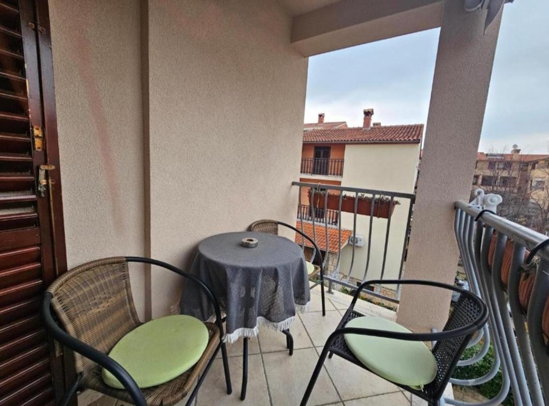 Apartment Gloria Rovinj Bagian luar foto