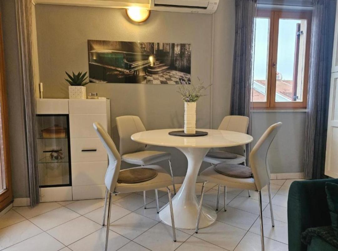 Apartment Gloria Rovinj Bagian luar foto