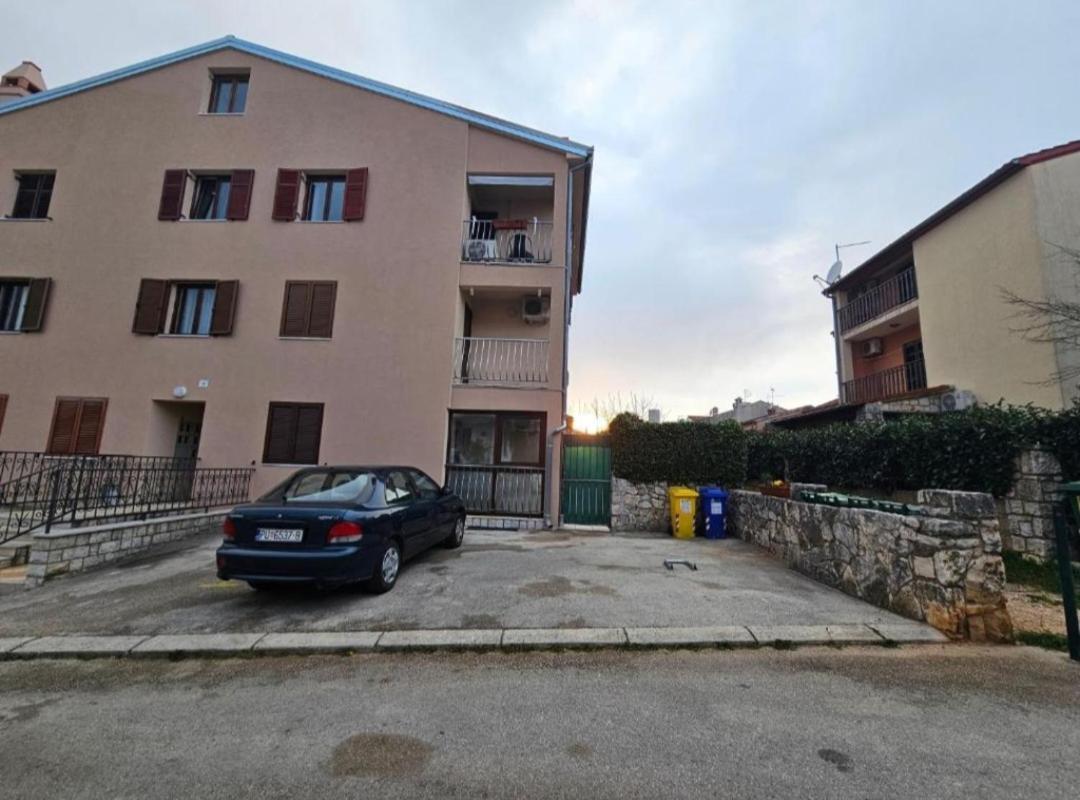 Apartment Gloria Rovinj Bagian luar foto
