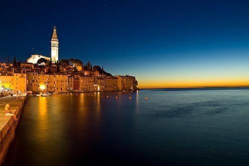 Apartment Gloria Rovinj Bagian luar foto